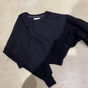 Cropped aritzia tna black crewneck